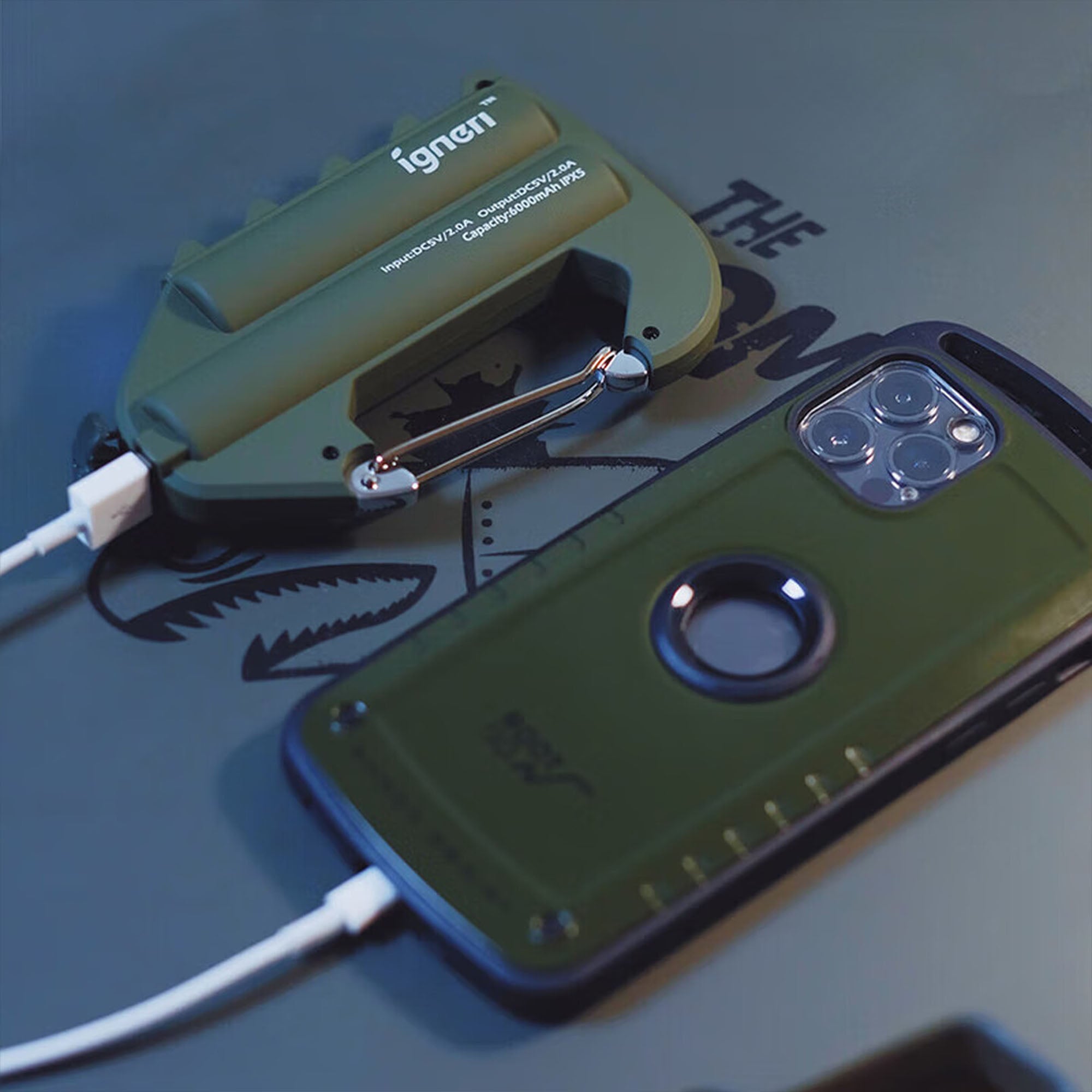 Outdoor Shockproof Waterproof Power Bank