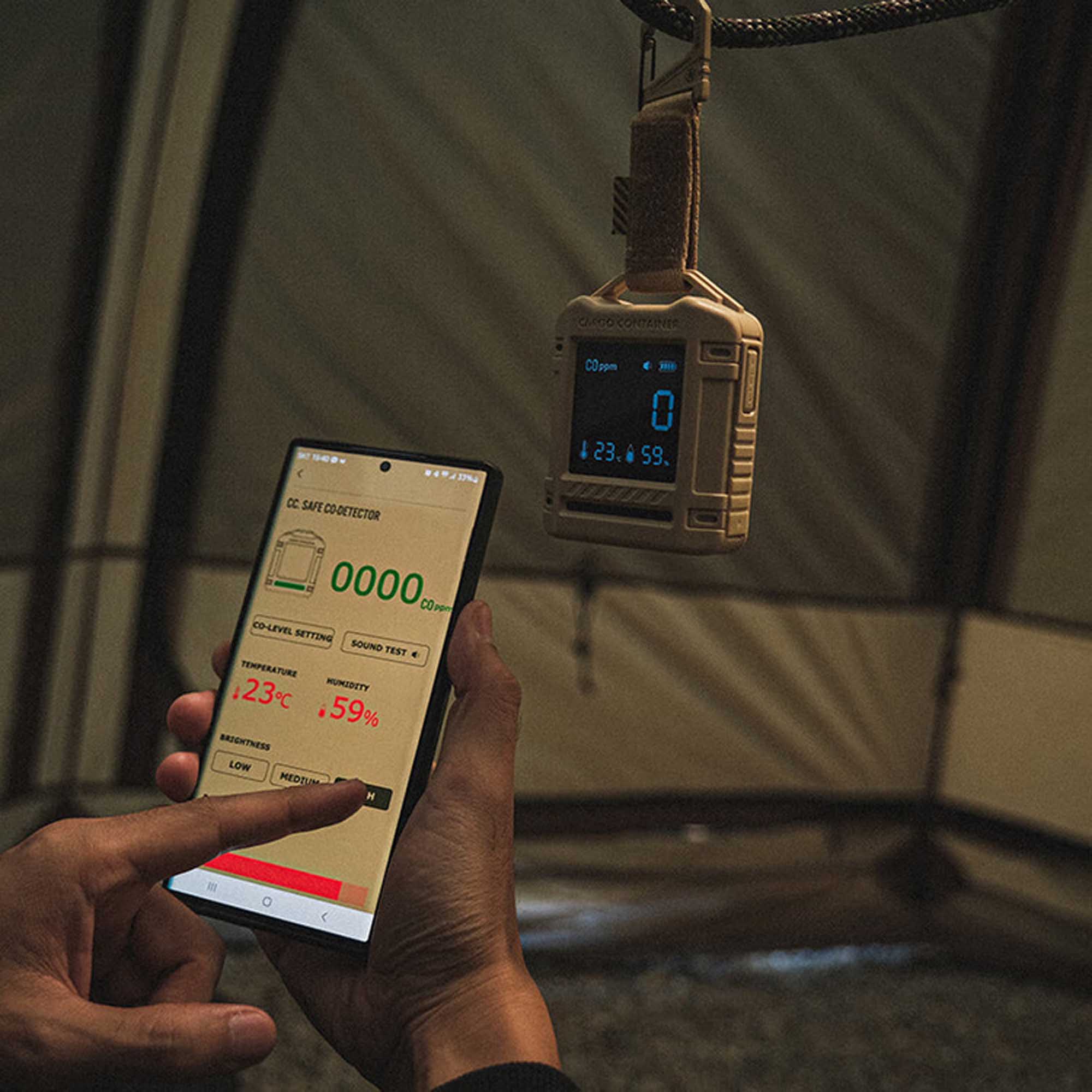 CO Alarm With Temperature & Humidity Detector