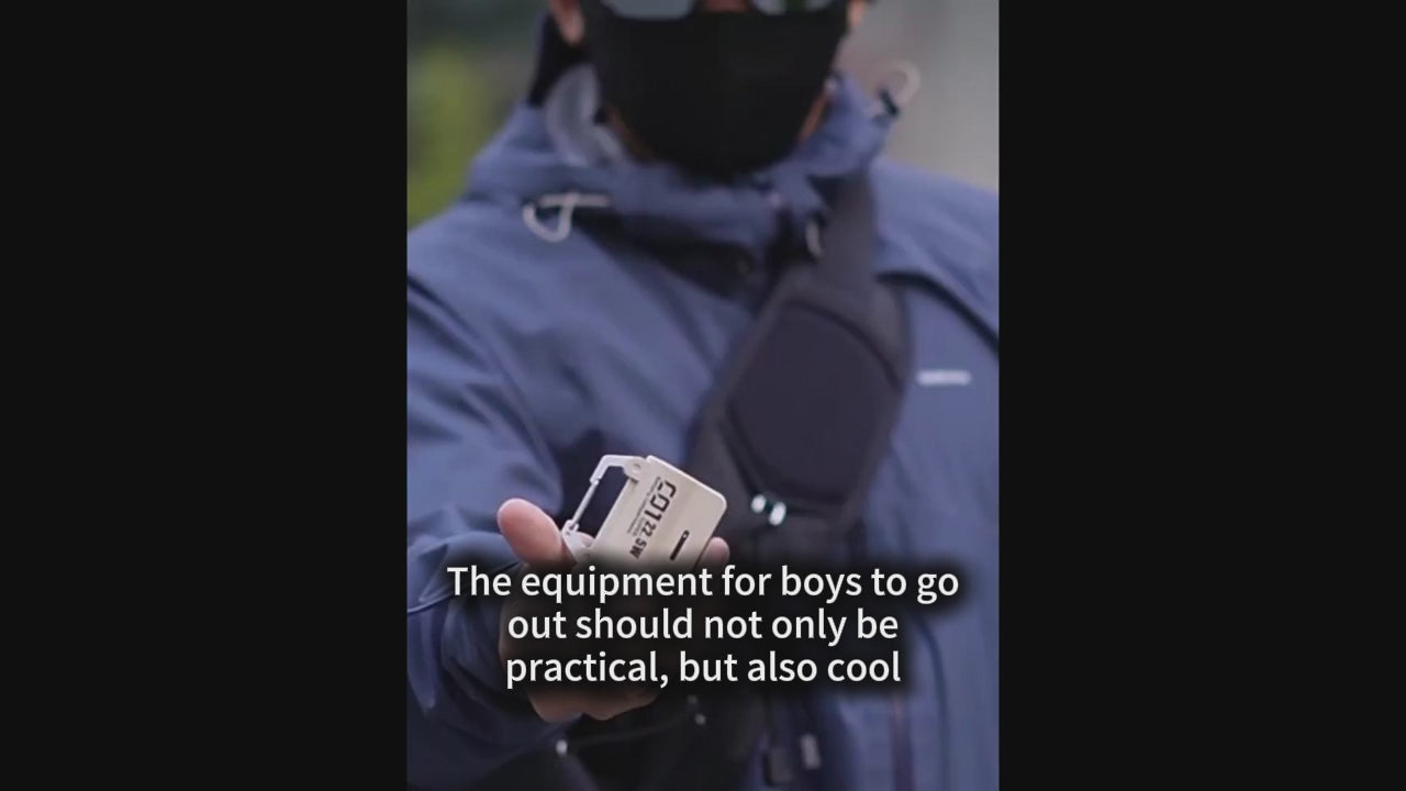 Fast Charging Carabiner Clip Power Bank